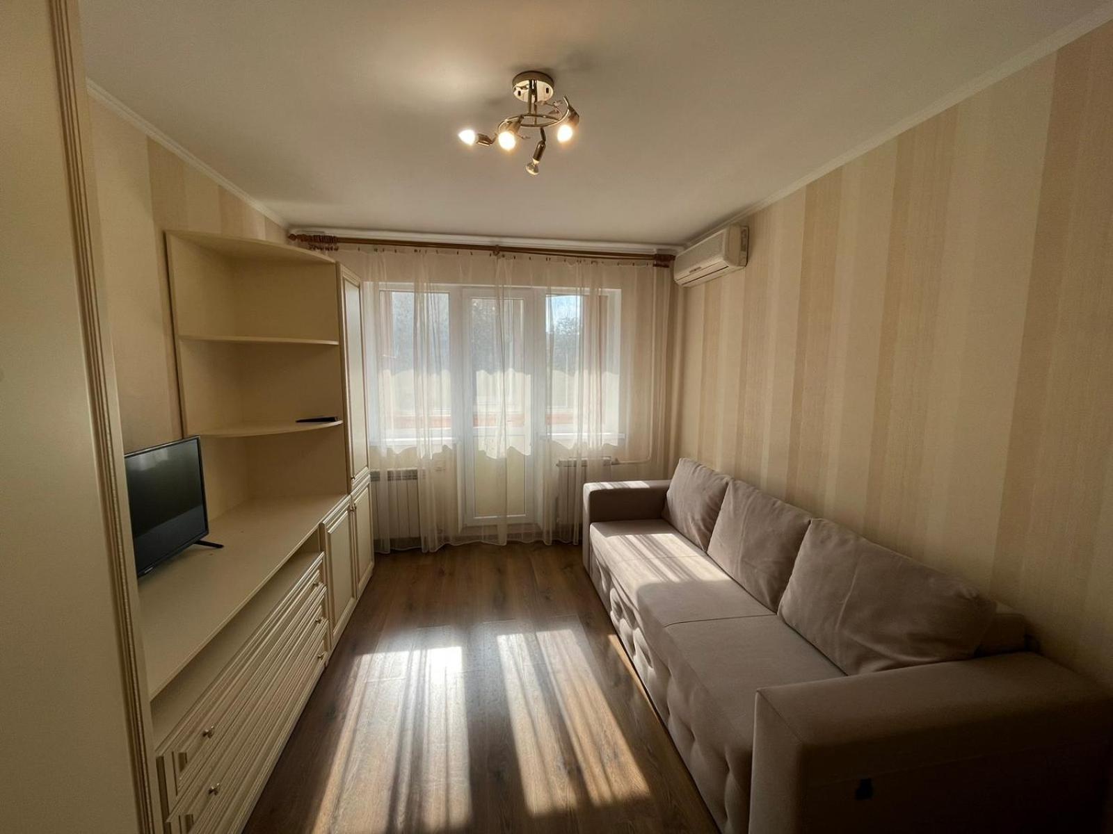 Apartment шикарная 2к квартира: лыбедская метро у оушен плаза Kyiv