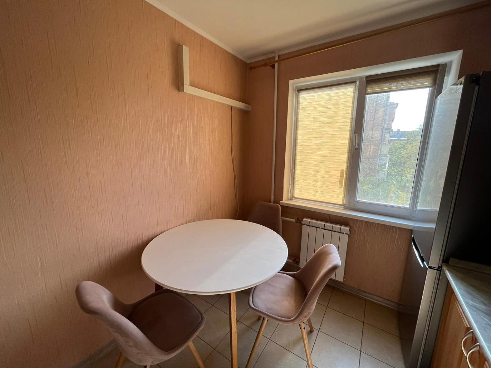 Apartment шикарная 2к квартира: лыбедская метро у оушен плаза